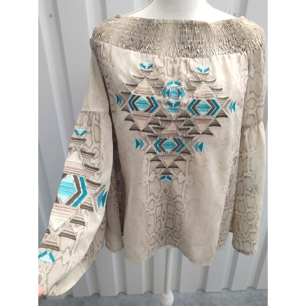 Judith March Blouse Off Shoulder Embroidered Aztec Southwest Small